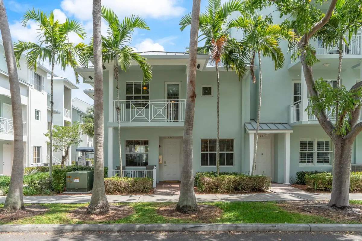 1317 SW 4th Street, Fort Lauderdale, FL 33312 - #1