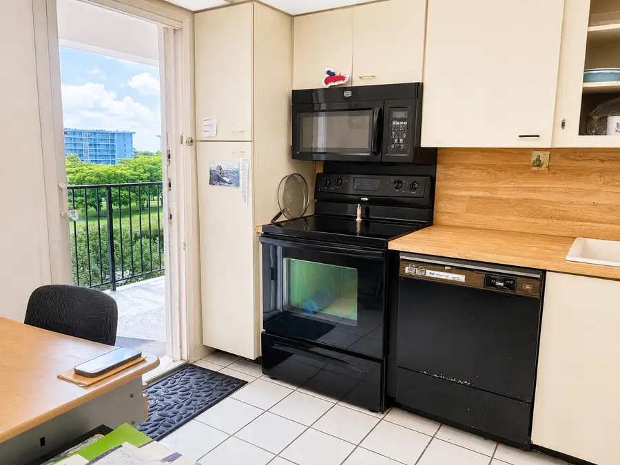 3300 N Palm Aire Drive #701, Pompano Beach, FL 33069 - #3