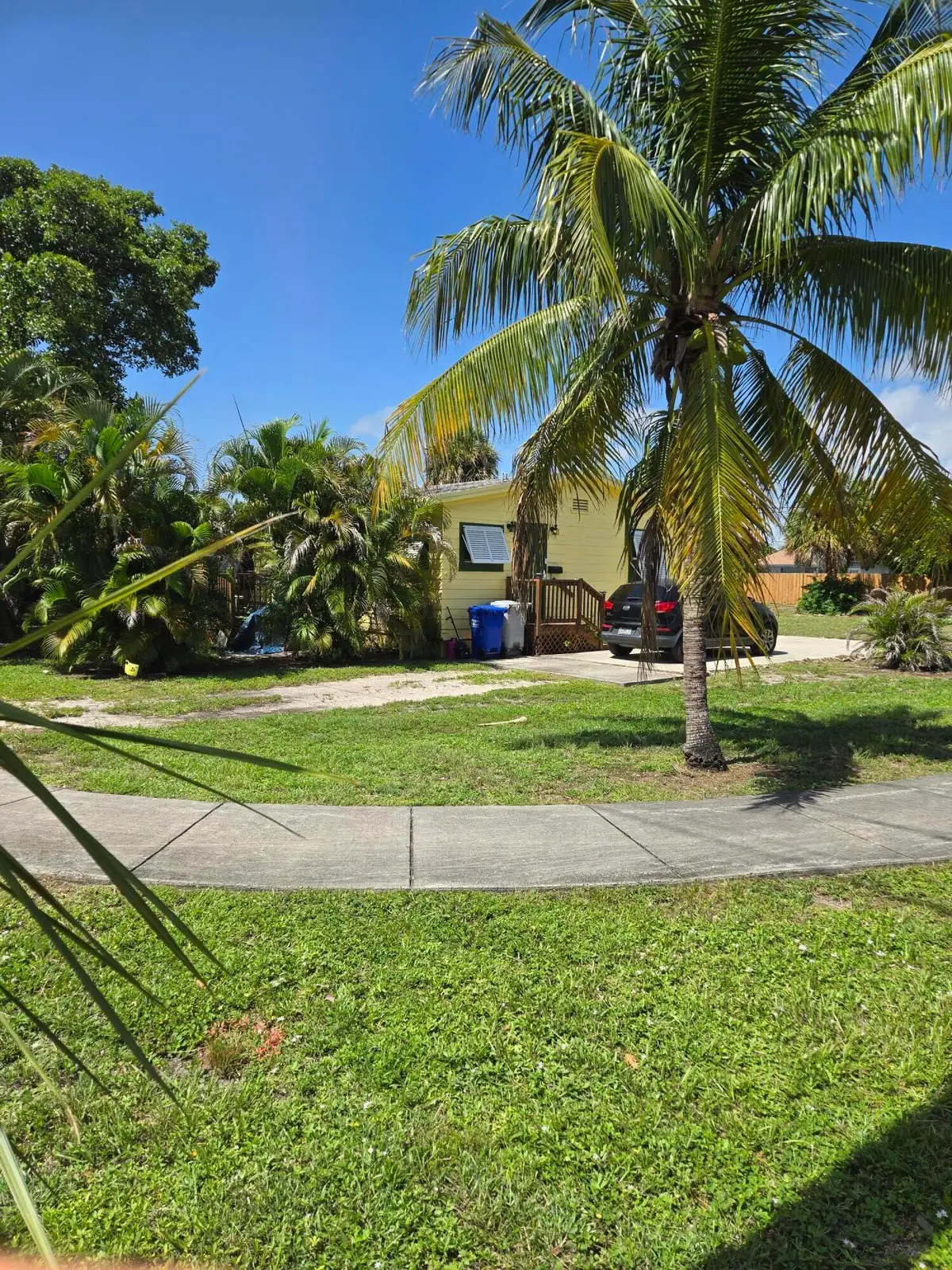 239 NE 18th Avenue, Pompano Beach, FL 33060 - #1
