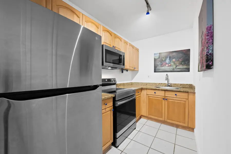 720 Orton Avenue #402, Fort Lauderdale, FL 33304 - #3