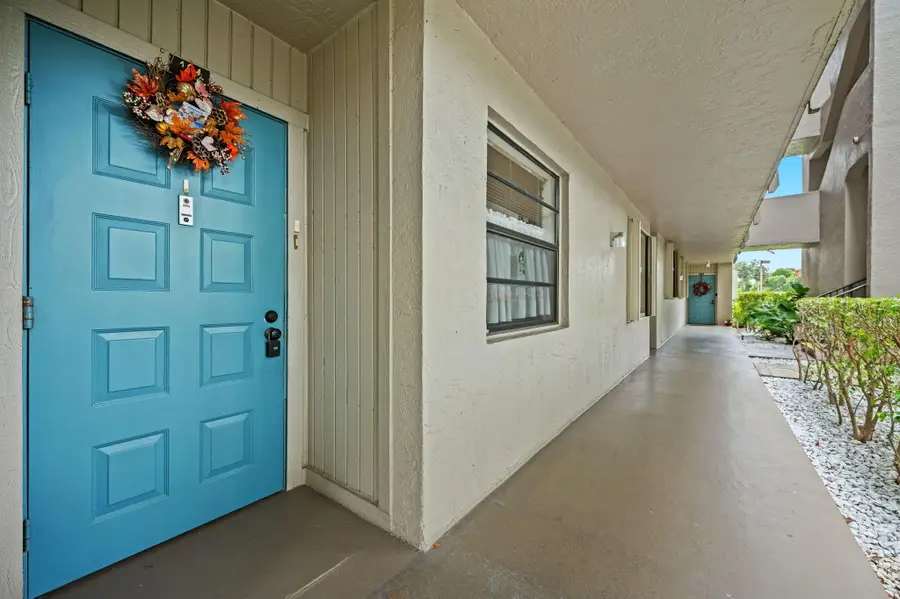 900 Colony Point Circle #121, Pembroke Pines, FL 33026 - #3