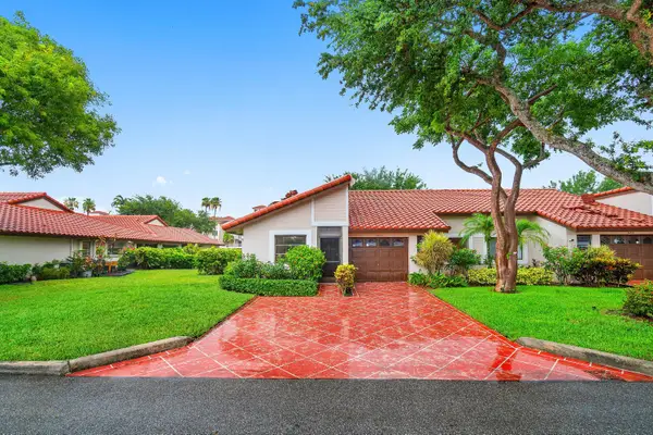 6215 Kings Gate Circle, Delray Beach, FL 33484