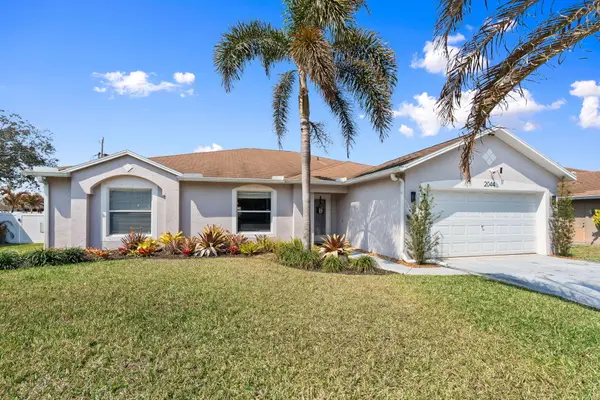 2044 SW Brevity Terrace, Port St Lucie, FL 34953
