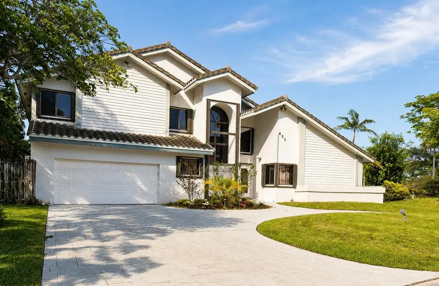 621 SW 101st Avenue, Plantation, FL 33324 - #3