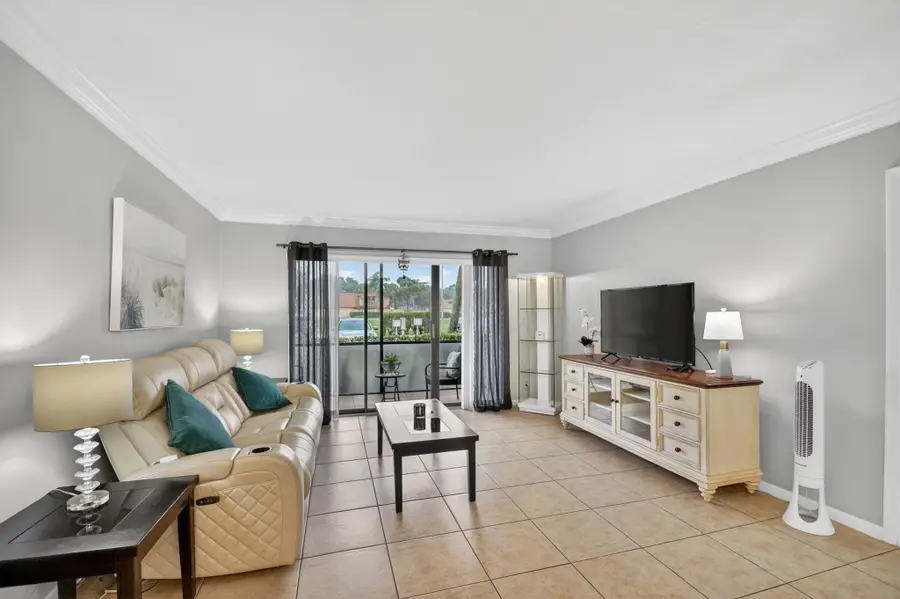 1108 Green Pine Boulevard #E1, West Palm Beach, FL 33409 - #3
