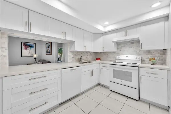 3909 N Ocean Boulevard #113, Fort Lauderdale, FL 33308