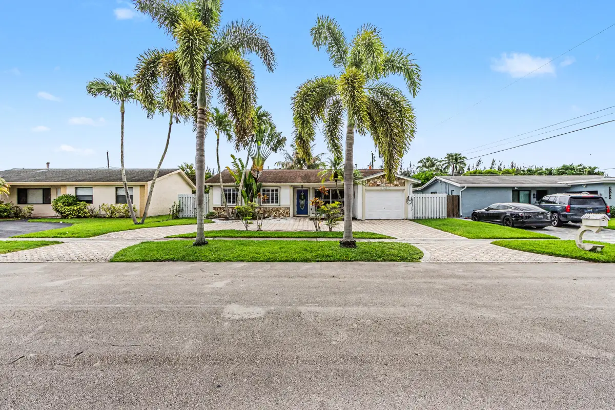 4560 NW 113th Terrace, Sunrise, FL 33323 - #1
