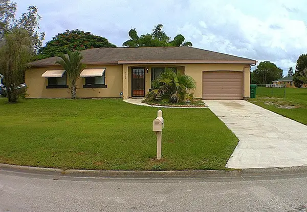 3033 SW Denton Street, Port St Lucie, FL 34953
