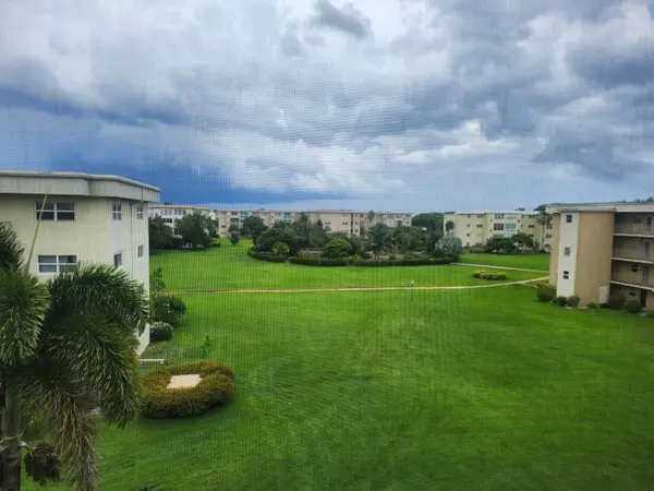 2600 NE 1st Lane #402, Boynton Beach, FL 33435
