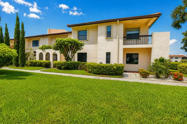 8045 Eastlake Drive #E, Boca Raton, FL 33433