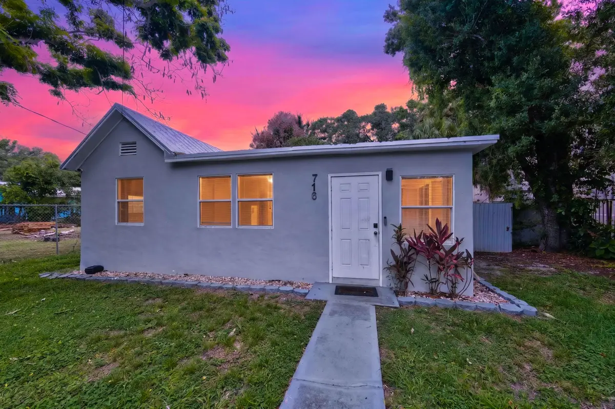 716 Citrus Avenue, Fort Pierce, FL 34950 - #1