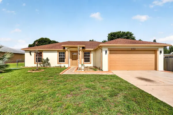 372 NW Hogan Street, Port St Lucie, FL 34983