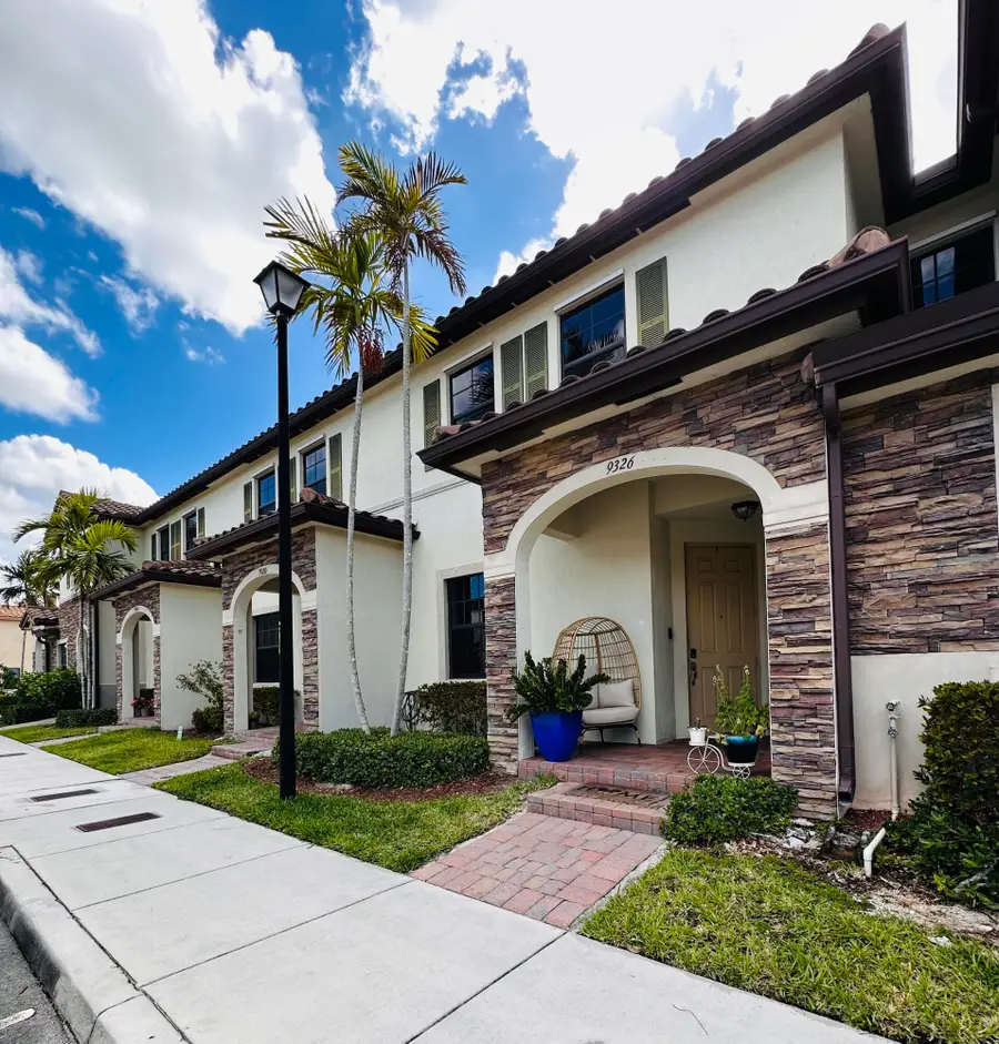 9326 W 33rd Lane, Hialeah, FL 33018 - #3