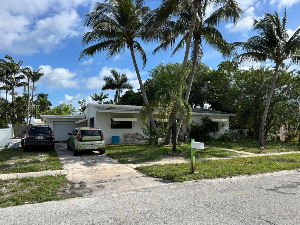 1421 Crest Drive, Lake Worth, FL 33461 - #1