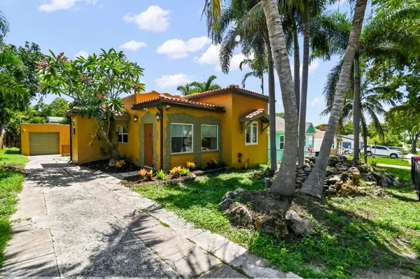 914 30th Court, West Palm Beach, FL 33407