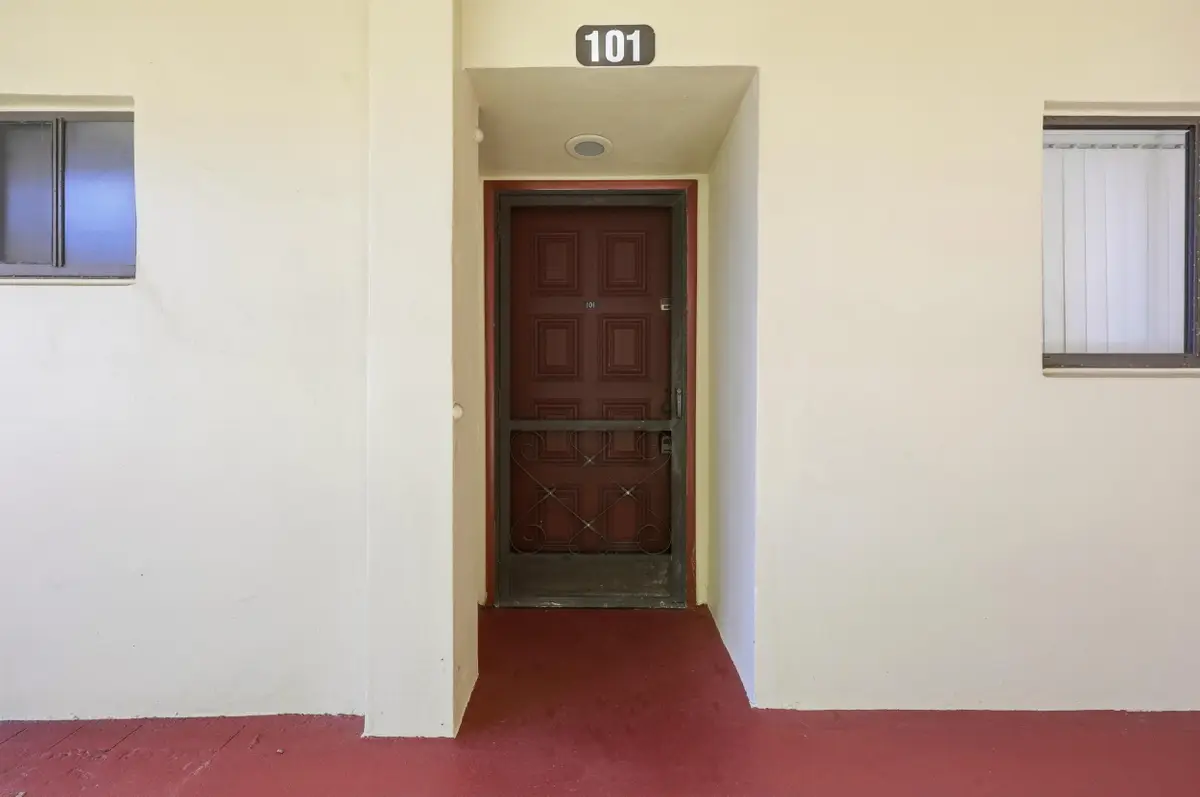 5160 Las Verdes Circle #Unit 101, Delray Beach, FL 33484 - #1