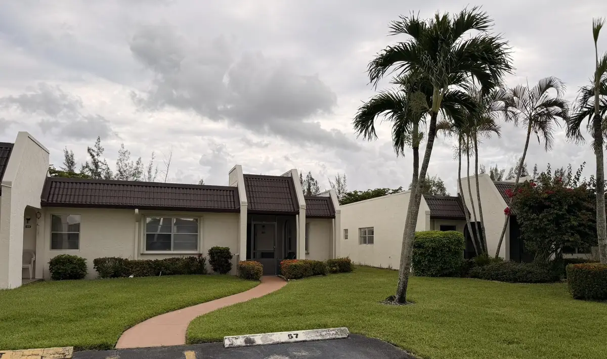 182 Lake Susan Lane, West Palm Beach, FL 33411 - #1