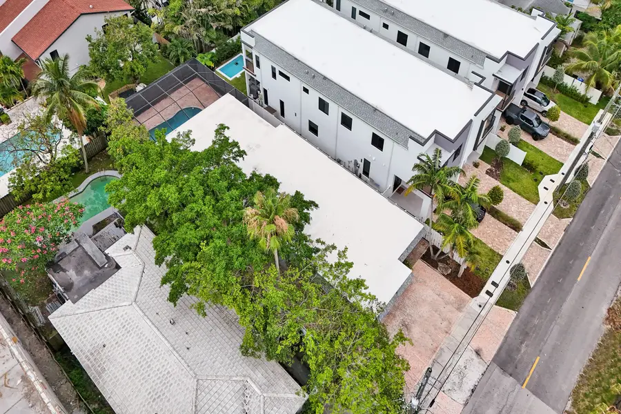816 SE 12th Street, Fort Lauderdale, FL 33316 - #3