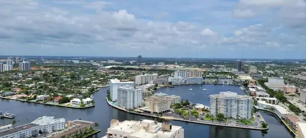 1850 S Ocean Drive #3806, Hallandale Beach, FL 33009