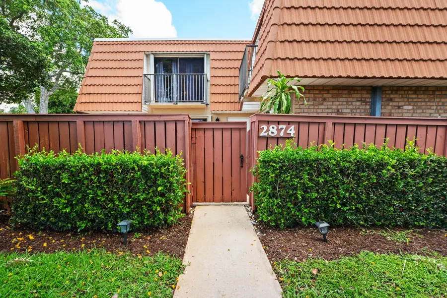 2874 Waterford Drive S, Deerfield Beach, FL 33442 - #2