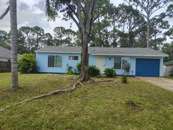 983 SE Emerald Rd Road Se, Palm Bay, FL 32909