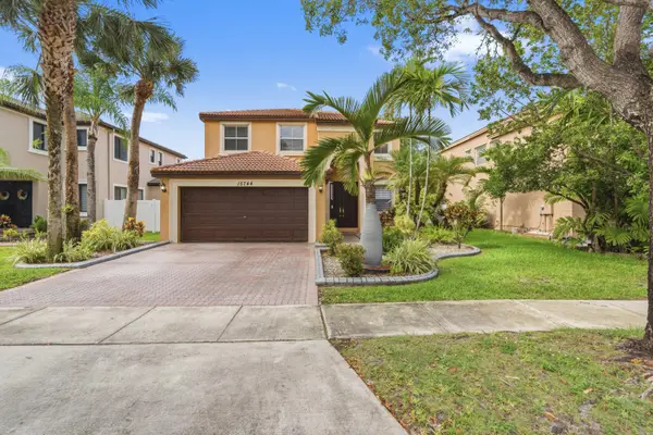 15744 SW 53rd Court, Miramar, FL 33027