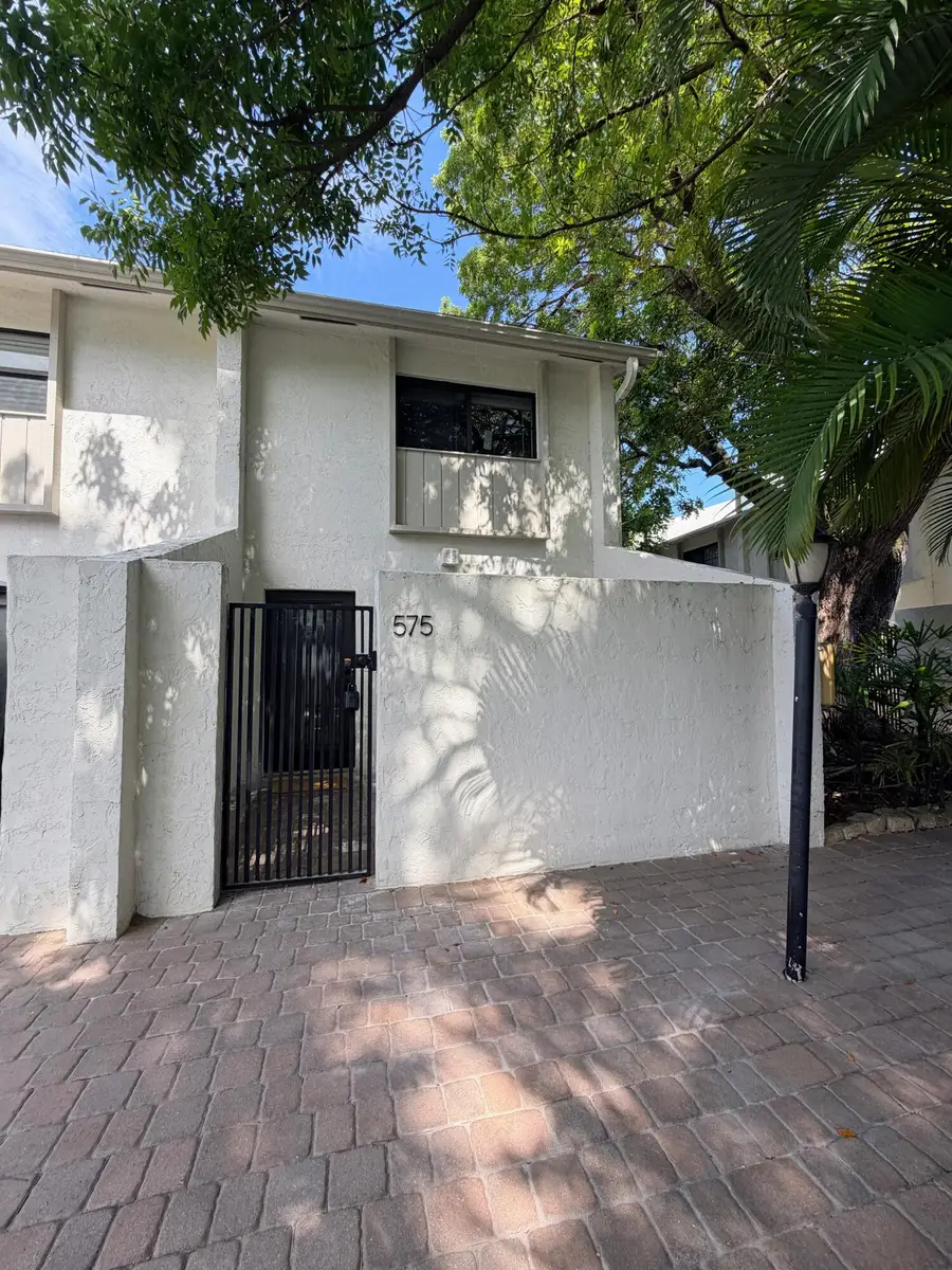 575 NE 7th Avenue #4b, Fort Lauderdale, FL 33301 - #2
