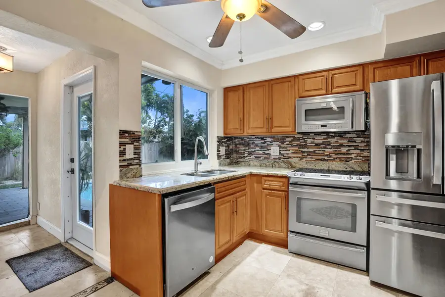 1240 SW 4th Avenue, Pompano Beach, FL 33060 - #3