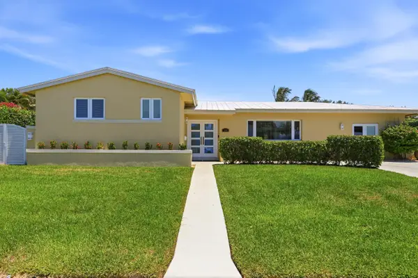504 Bay Road, North Palm Beach, FL 33408