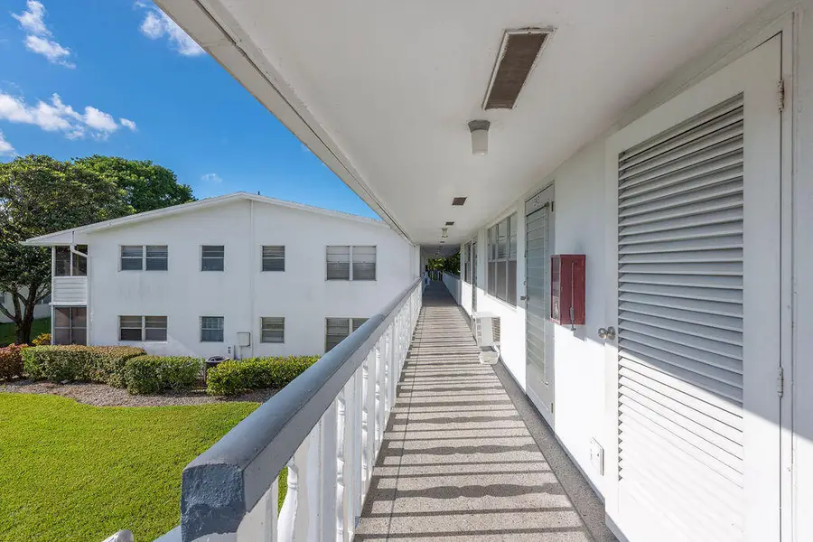 393 Windsor, West Palm Beach, FL 33417 - #3
