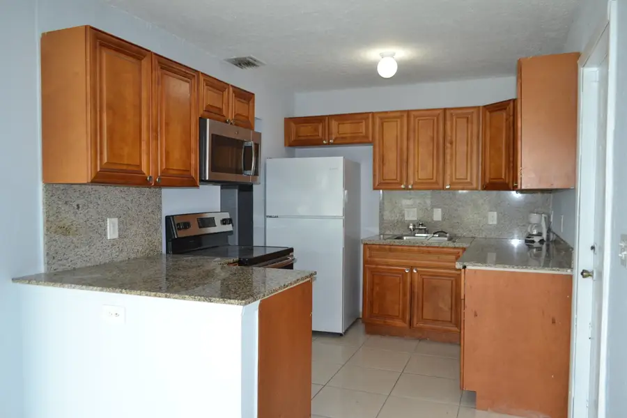 608 NW 20th Court, Pompano Beach, FL 33060 - #3