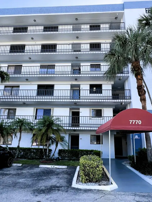 7770 Tahiti Lane #504, Lake Worth, FL 33467