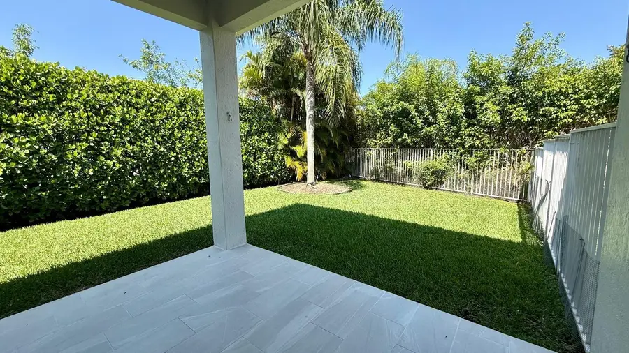 522 Live Oak Lane, Weston, FL 33327 - #2