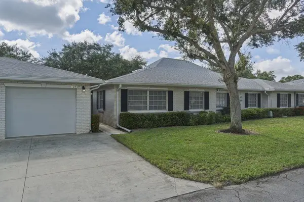 10098 S 42nd Drive, Boynton Beach, FL 33436