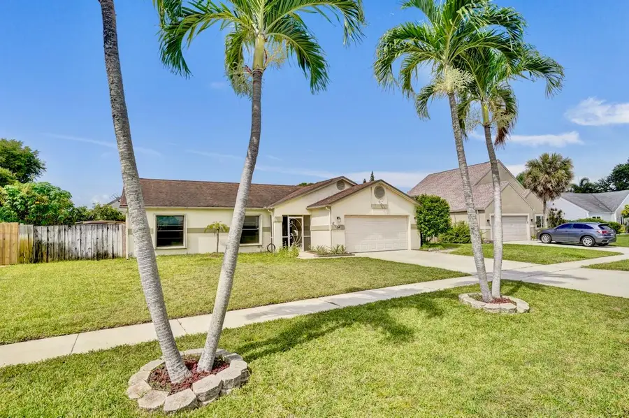 54 Cedar Circle, Boynton Beach, FL 33436 - #3