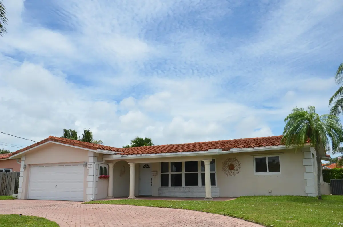 641 SE 11th Street, Pompano Beach, FL 33060 - #1