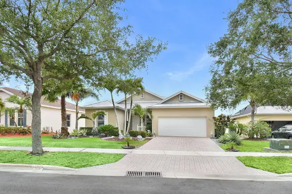 10771 SW Waterway Lane, Port St Lucie, FL 34987