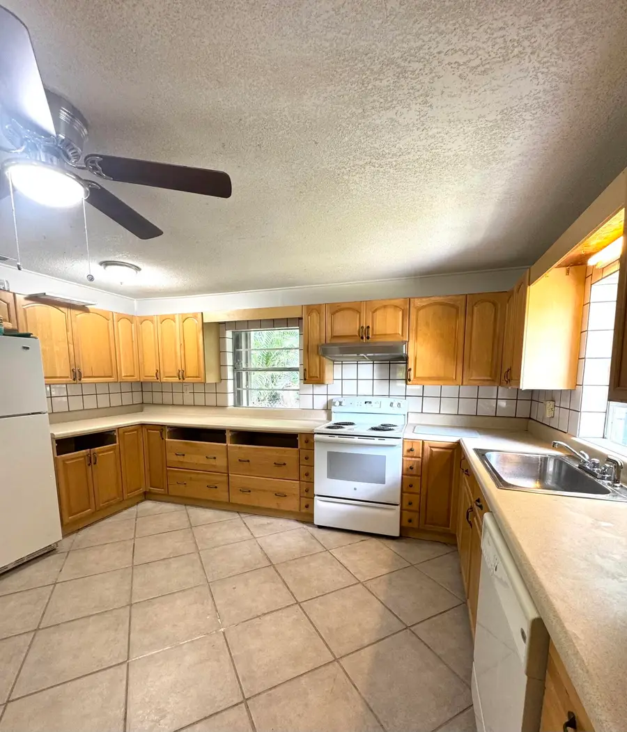 1901 S 34th Street, Fort Pierce, FL 34947 - #3