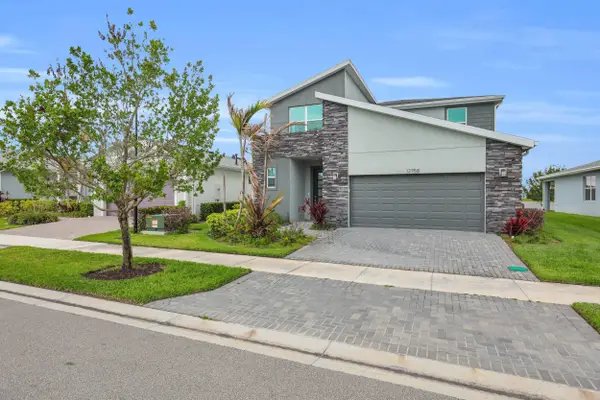 12758 SW Phoenix Drive, Port St Lucie, FL 34987