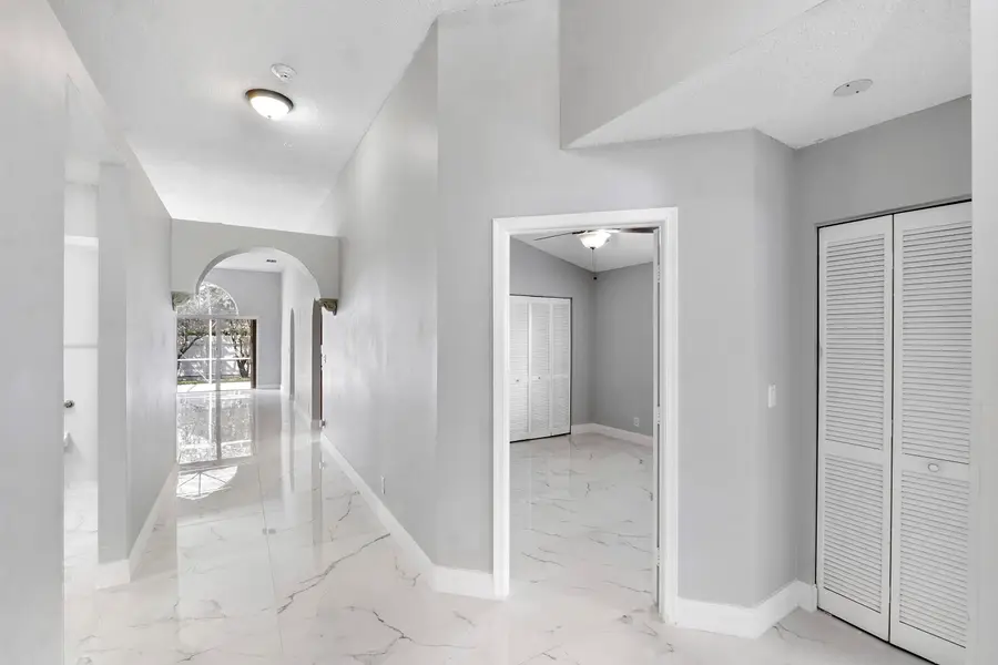 17646 SW 10th Street, Pembroke Pines, FL 33029 - #2