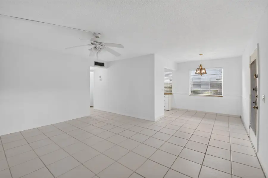 200 Normandy E #200, Delray Beach, FL 33484 - #3