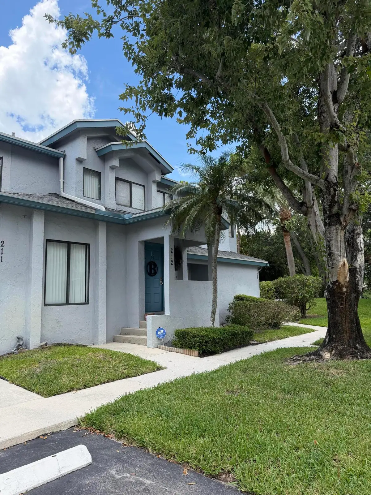212 Harbour Pointe Way, Greenacres, FL 33413 - #1