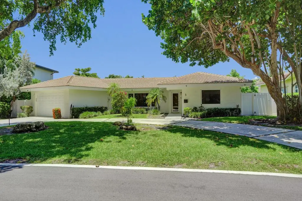 5 Gatehouse Road, Sea Ranch Lakes, FL 33308 - #1
