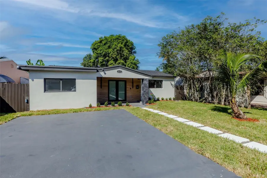2633 NW Taft Street, Hollywood, FL 33020 - #3