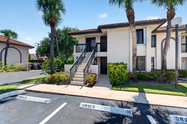 351 Club Circle, Boca Raton, FL 33487