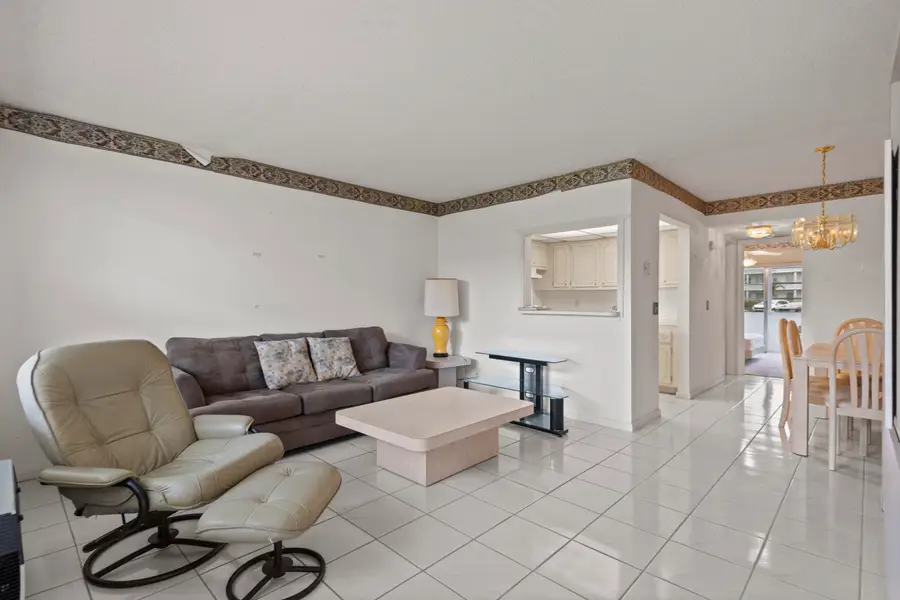 270 Farnham L #270, Deerfield Beach, FL 33442 - #2
