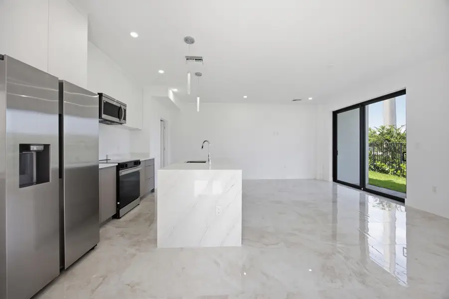 1542 NW 1st Avenue, Pompano Beach, FL 33060 - #3