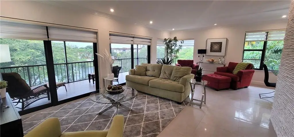 6010 S Falls Circle Drive #423, Lauderhill, FL 33319 - #1