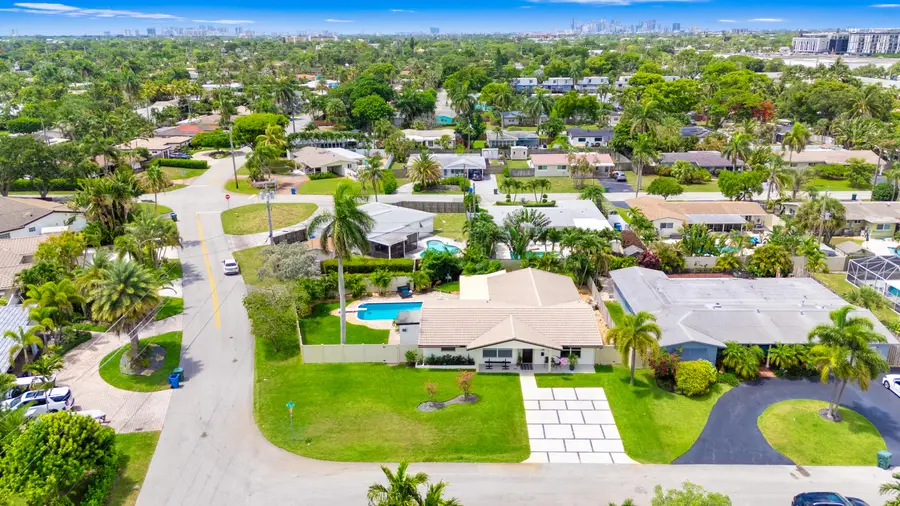 1420 NE 42nd Court, Oakland Park, FL 33334 - #2