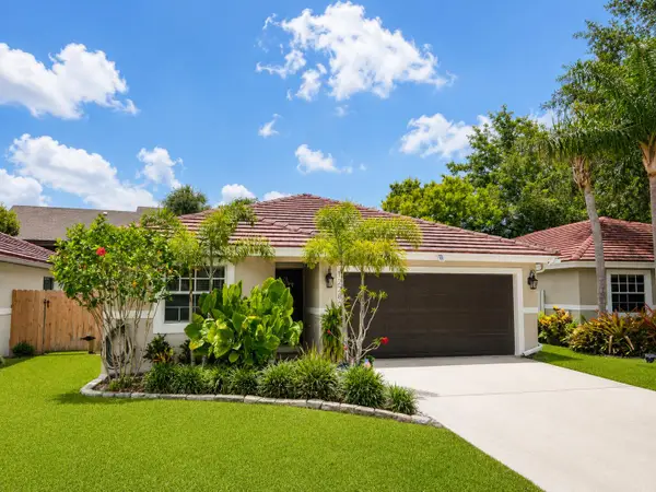 12280 Dartmoor Drive, Wellington, FL 33414